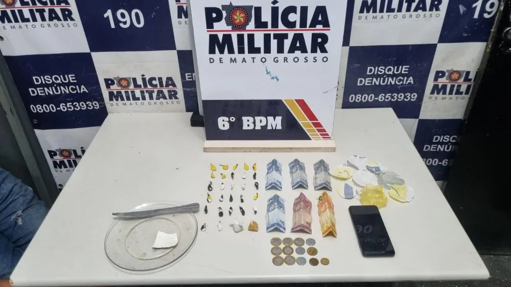 PM fecha ponto de tráfico no bairro Rodeio, flagra fracionamento de pasta-base e prende quatro