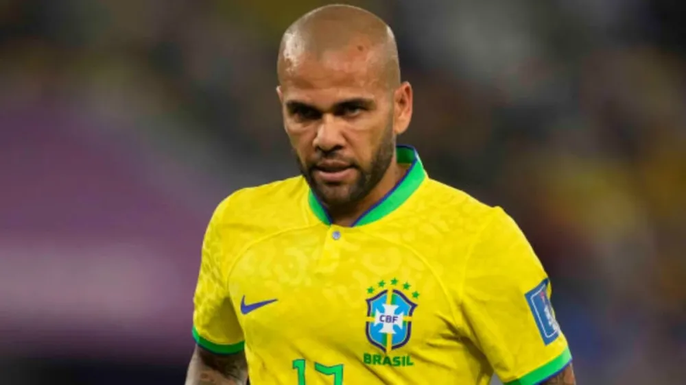 Justiça espanhola anula condenação de Daniel Alves por 'agressão sexual'