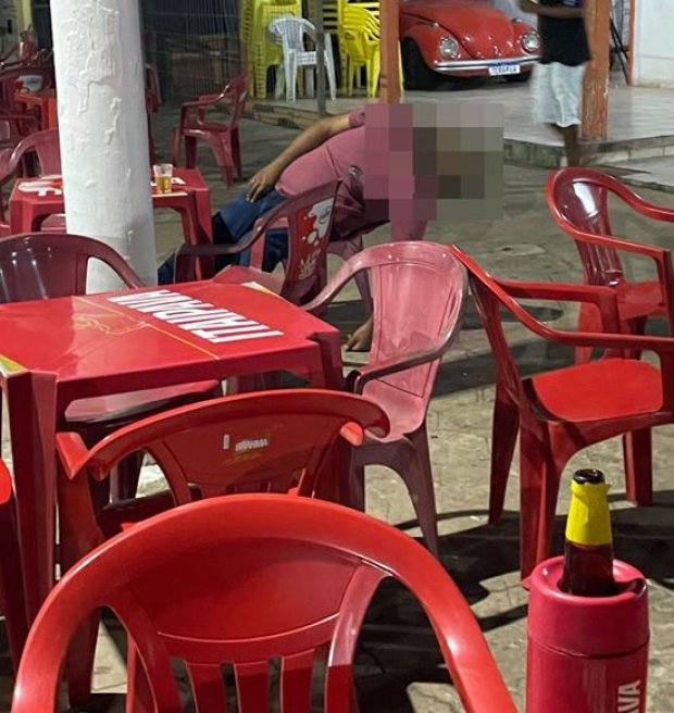 Execução brutal: Homem é morto a tiros em bar de Barra do Bugres - Veja o vídeo